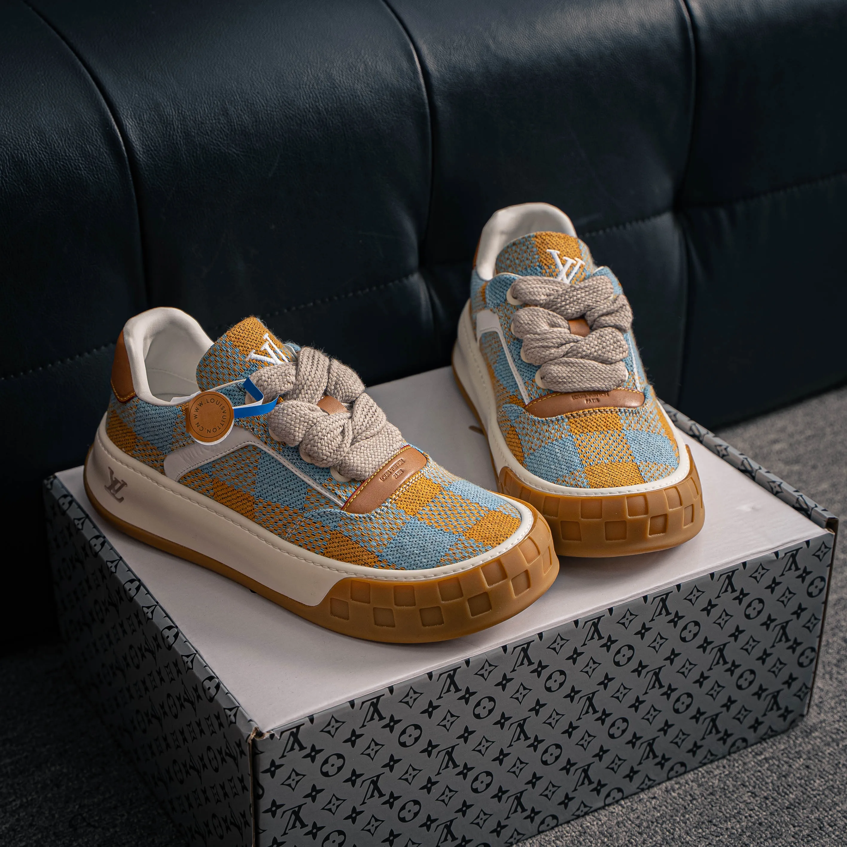 # LV LOUIS VUITTON Tilted Low Sneakers Series Low-Top Retro Versatile Skate Shoes 2026 Skate Shoes Shoes